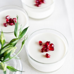 Keefiri panna cotta